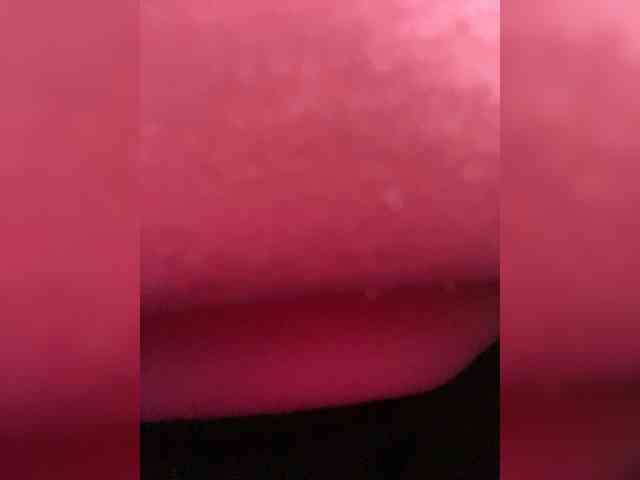 LittleToxic webcam