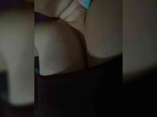 LittleToxic webcam