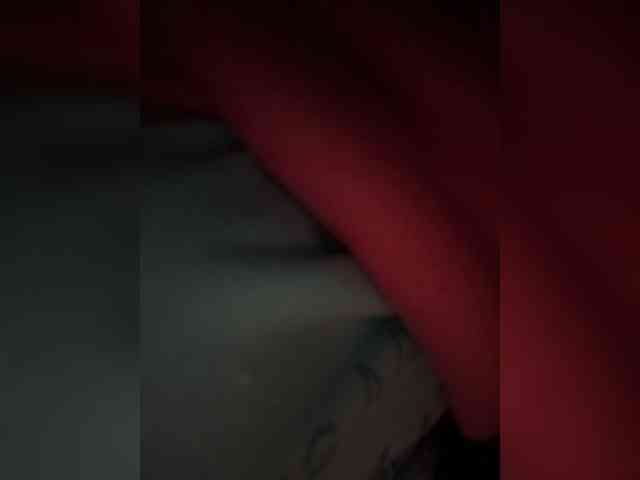 LittleToxic webcam