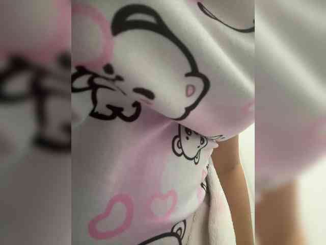 LittleToxic webcam
