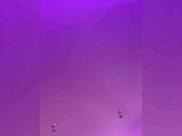 LittleToxic webcam