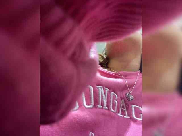 LittleToxic webcam