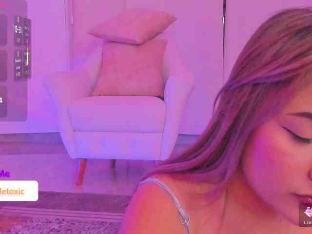 Modelo: LittleToxic