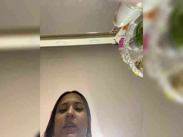 LittleToxic webcam