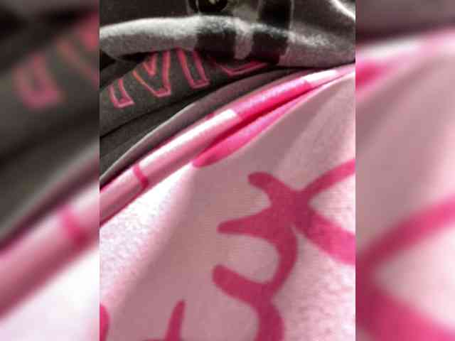 LittleToxic webcam