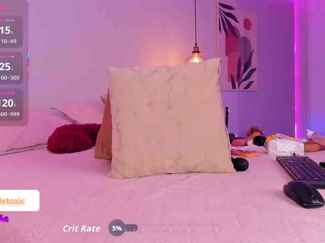 LittleToxic webcam