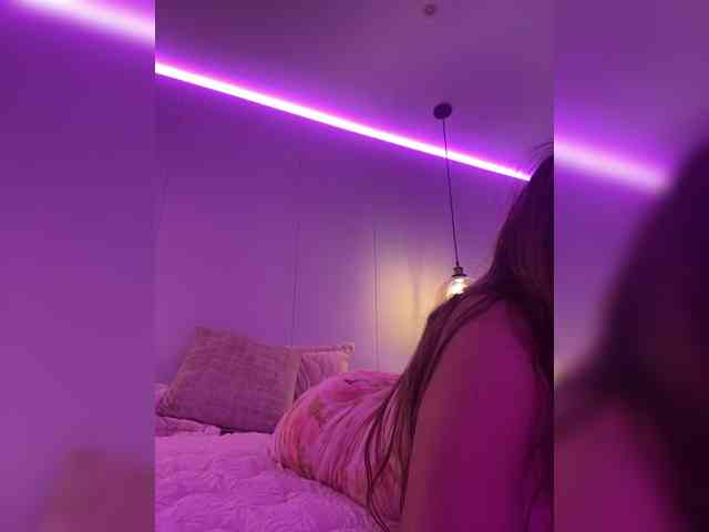 LittleToxic webcam