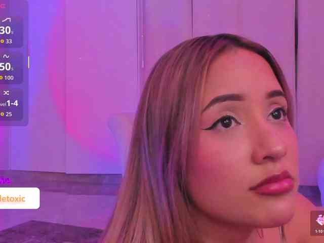 Modelo: LittleToxic