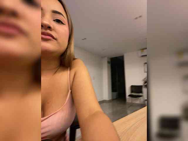 LittleToxic webcam