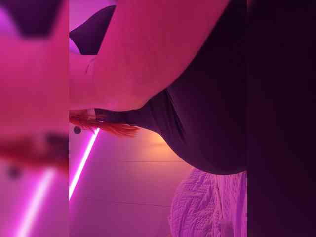 LittleToxic webcam