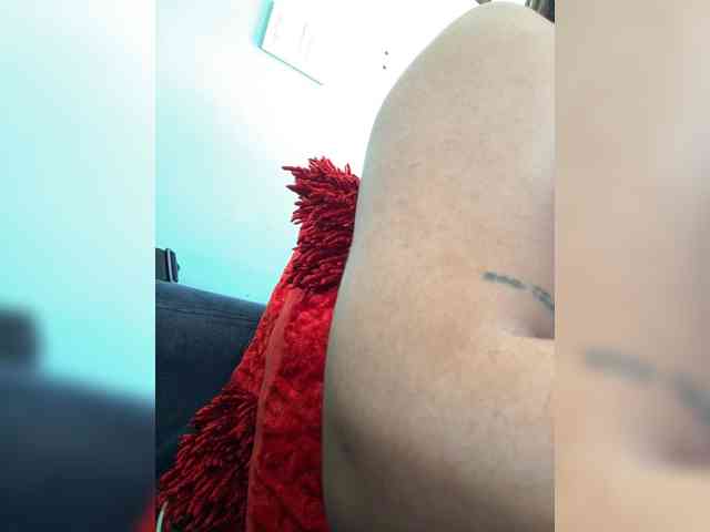 LittleToxic webcam