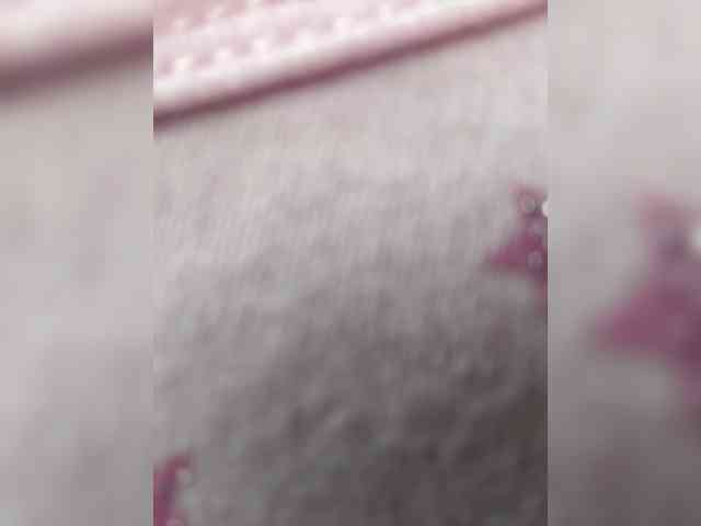LittleToxic webcam