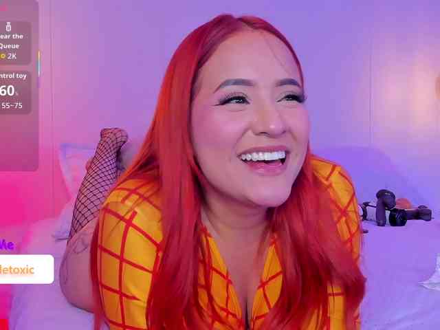 LittleToxic webcam