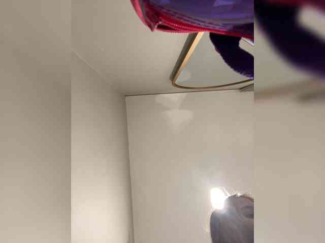 LittleToxic webcam