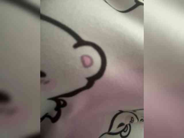 LittleToxic webcam