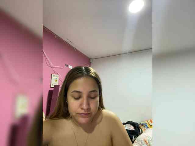 LittleToxic webcam