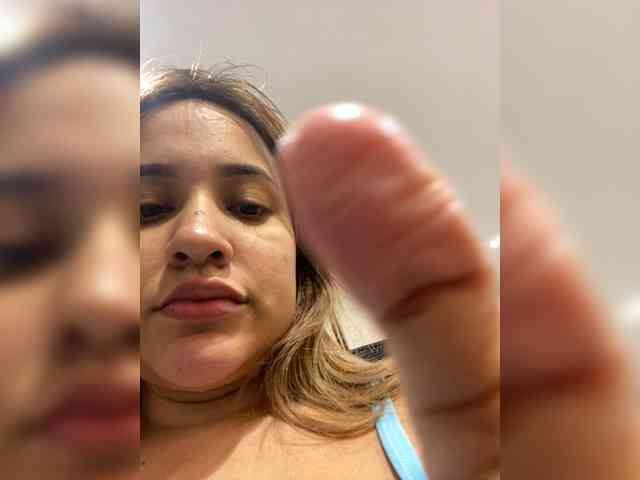 LittleToxic webcam