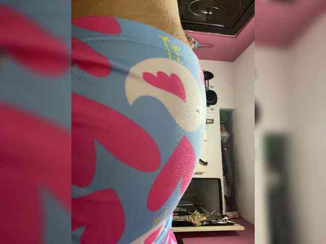 LittleToxic webcam