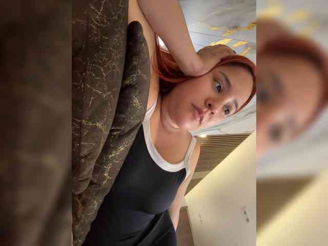 LittleToxic webcam