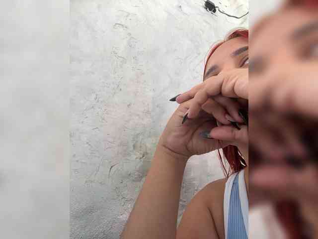 LittleToxic webcam