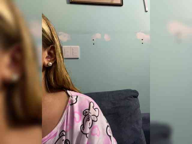LittleToxic webcam
