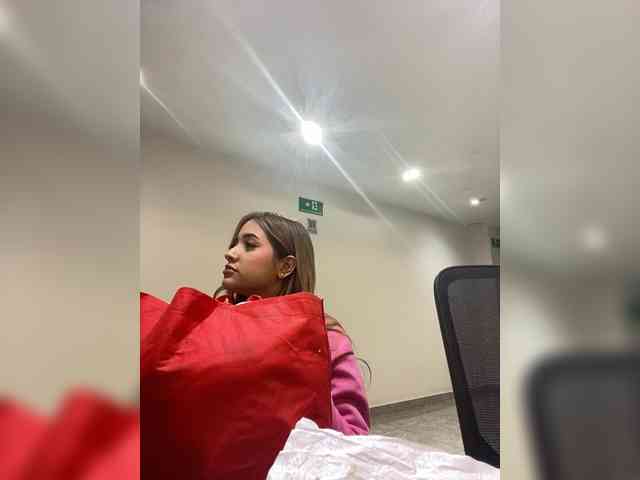 LittleToxic Live Webcam on BongaCams