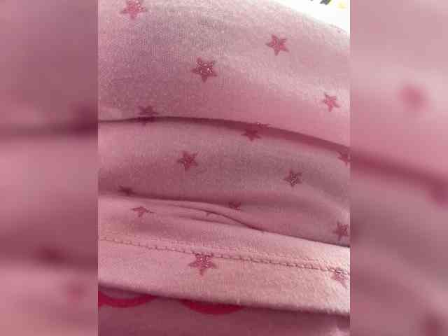 LittleToxic webcam