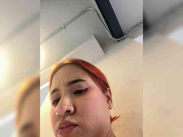 LittleToxic webcam