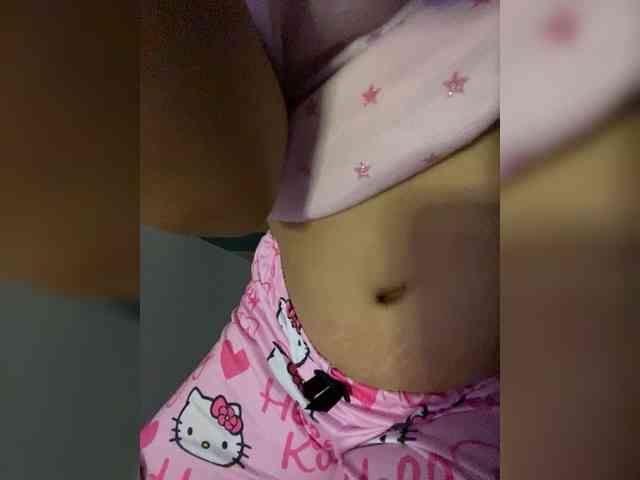 LittleToxic webcam