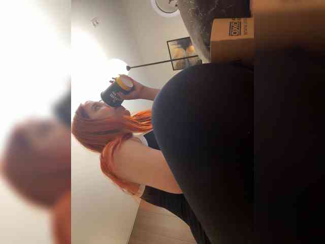 LittleToxic webcam