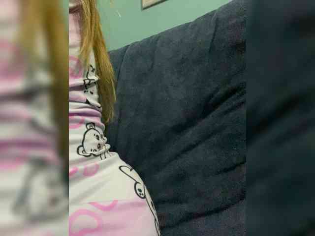 LittleToxic webcam