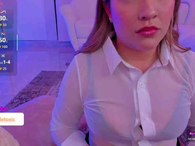 LittleToxic webcam