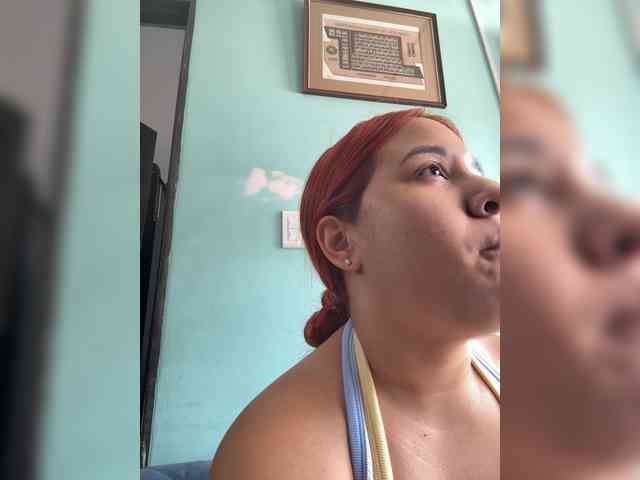 LittleToxic webcam