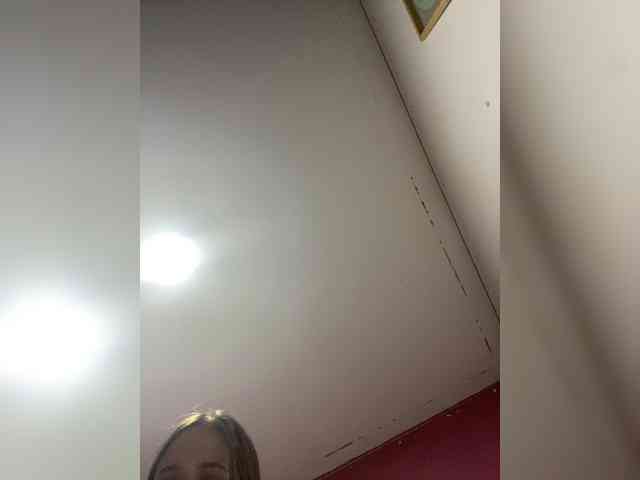 LittleToxic webcam