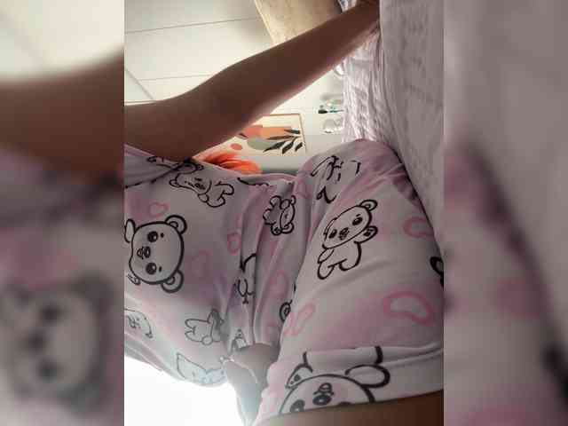 LittleToxic webcam