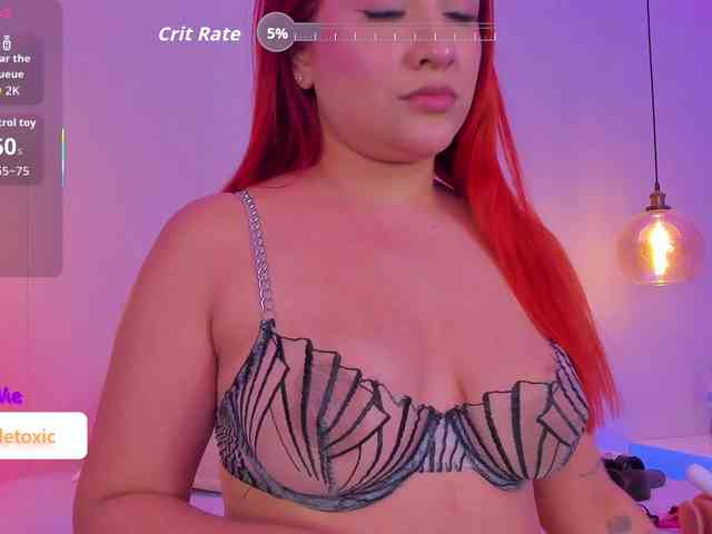 LittleToxic webcam