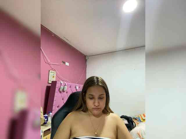 LittleToxic webcam