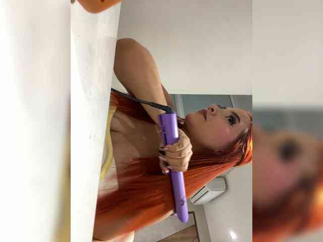 LittleToxic webcam