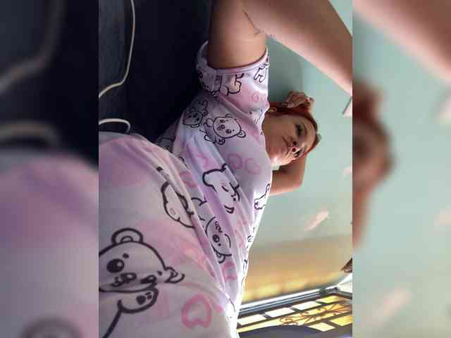 LittleToxic webcam