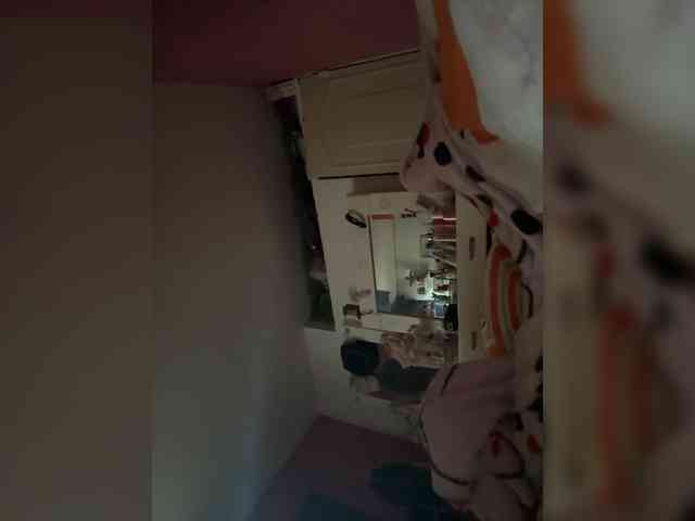 LittleToxic webcam
