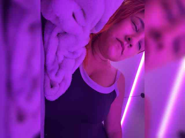 LittleToxic webcam