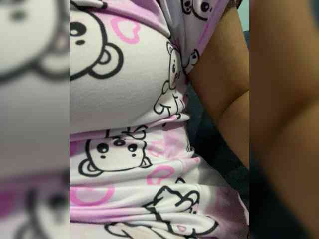 LittleToxic webcam