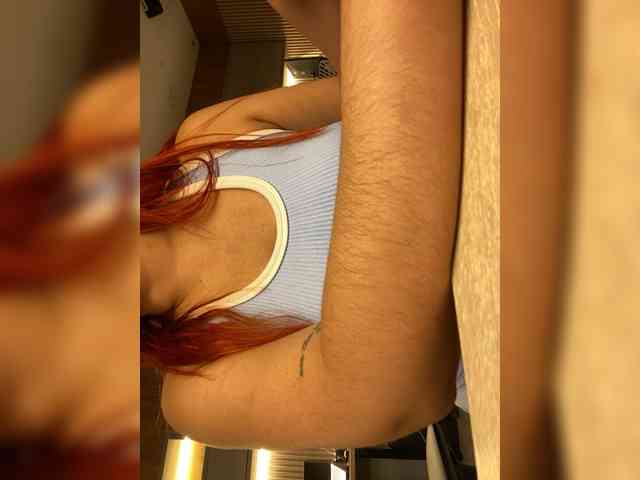 LittleToxic webcam