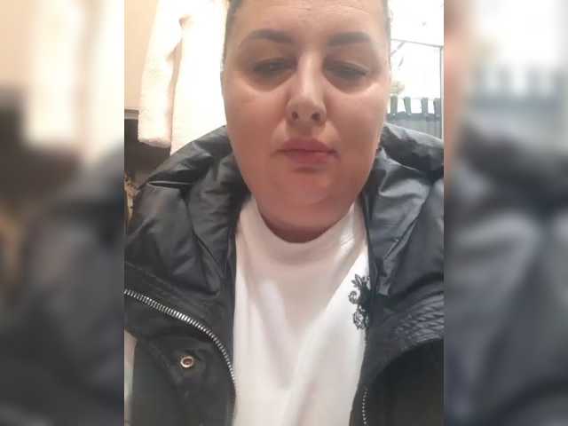 OlgaSaphire live cam preview
