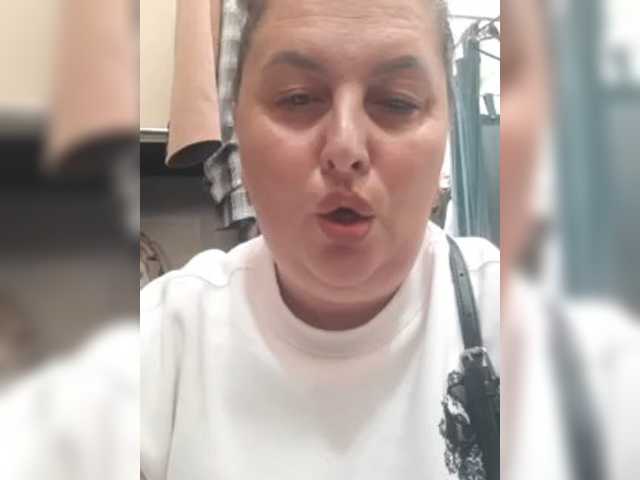 OlgaSaphire live cam on BongaCams