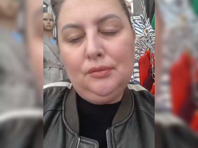 OlgaSaphire live cam preview