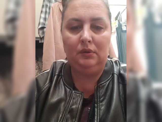 OlgaSaphire live cam preview