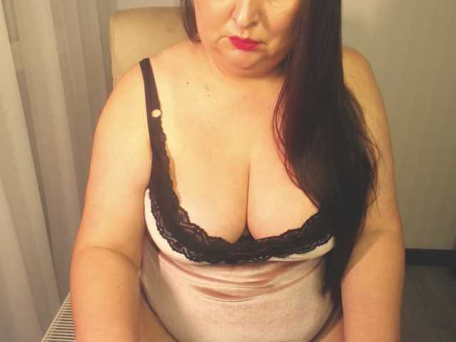 OlgaSaphire, en vivo ahora en BongaCams