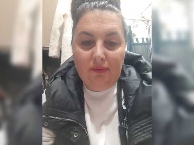 OlgaSaphire live cam preview