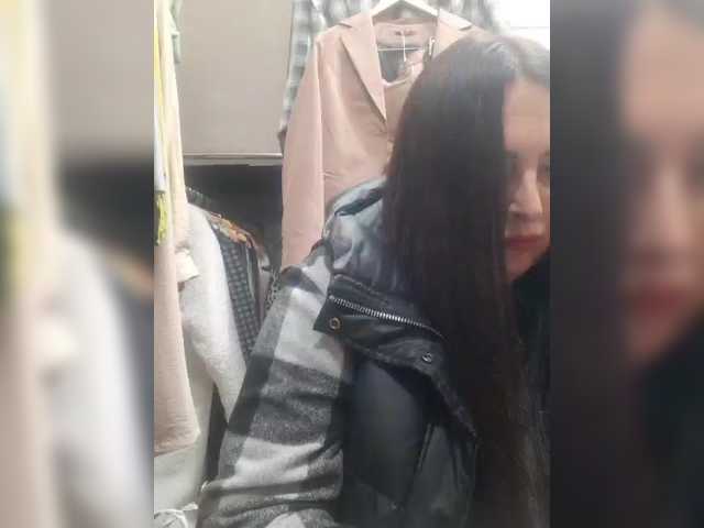 OlgaSaphire, live now on BongaCams